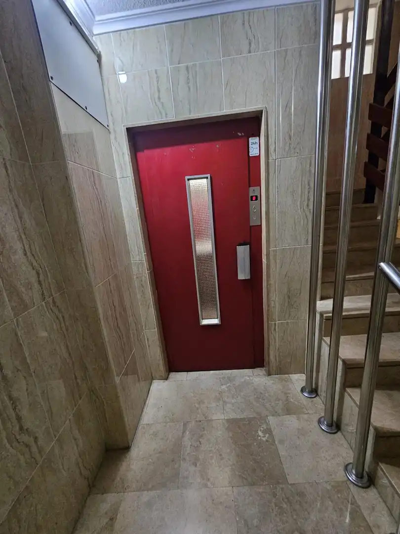 Flat for sale in Valencia  with Air Conditioner, Furnished and Balcony