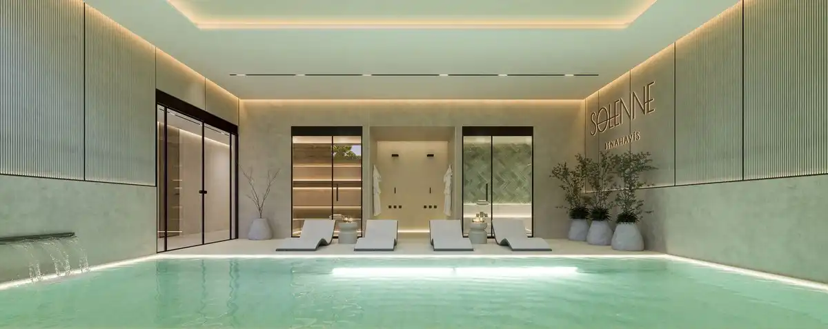 Schwimmbecken von Wohnungen zum Verkauf in Benahavís mit Klimaanlage, Privatgarten und Terrasse