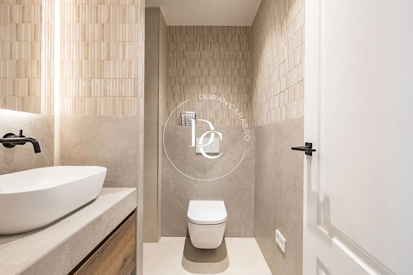 Penthouse with terrace for sale in Carrer del Rosselló, imagen 29