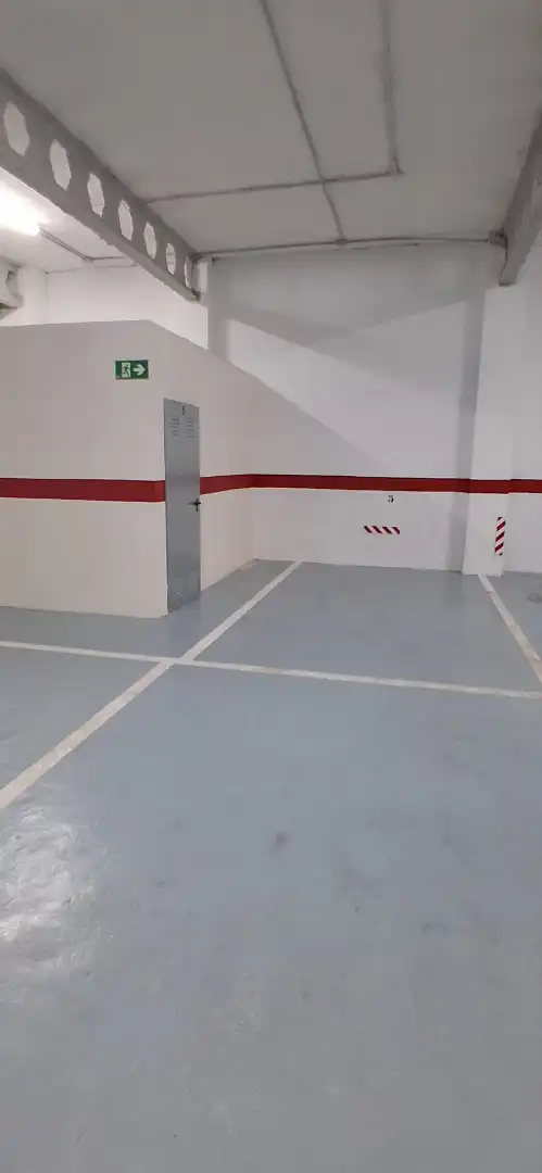 Aparcament de Garatge de lloguer en Alfafar amb Alarma