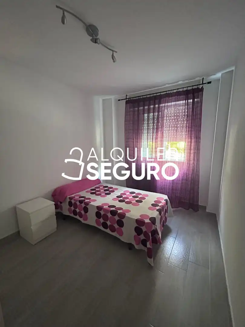 Schlafzimmer von Wohnung zur Miete in Toledo mit Klimaanlage, Heizung und Terrasse
