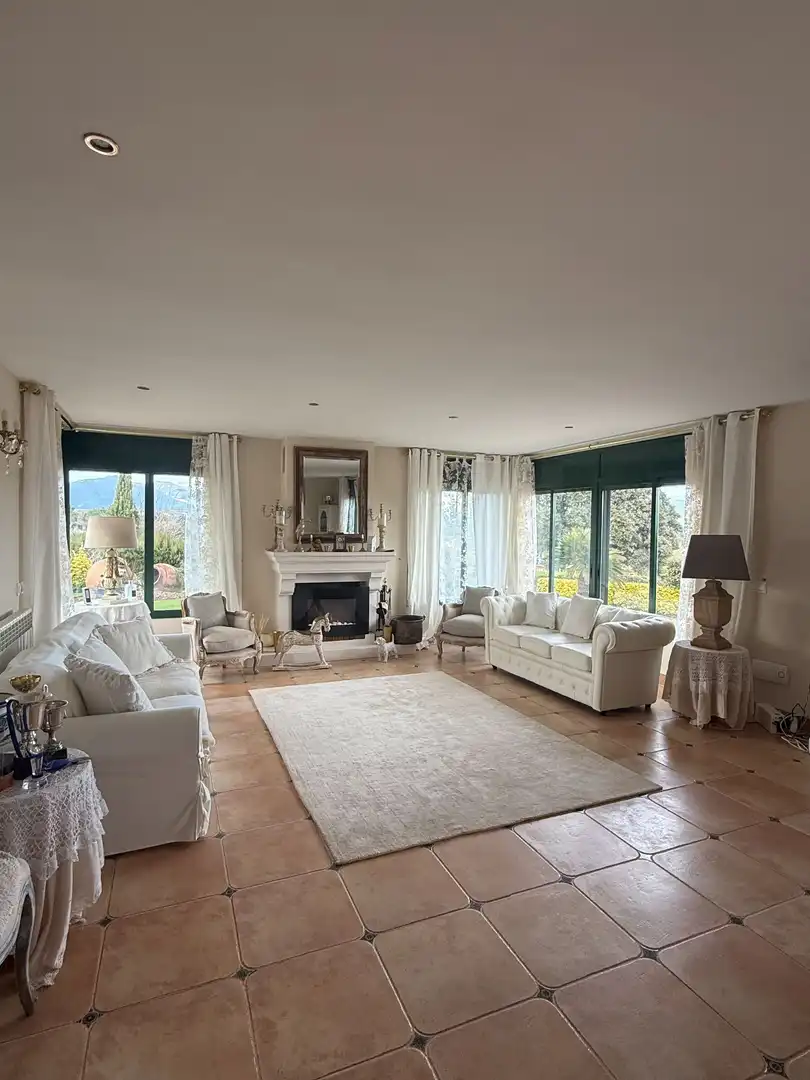 Casa con piscina in vendita a JOSEP MARIA DE VENTÓS, imagen 5