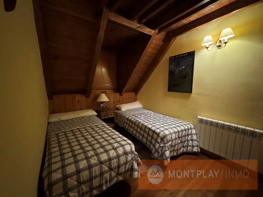 Bedroom of Detached homes for sale in Naut Aran