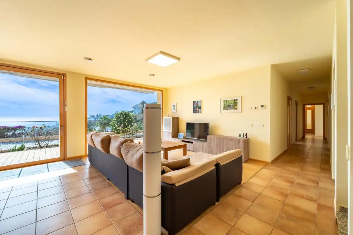 Sala de estar de Casa o chalet en venta en Torrox con Calefacción, Jardín privado y Terraza
