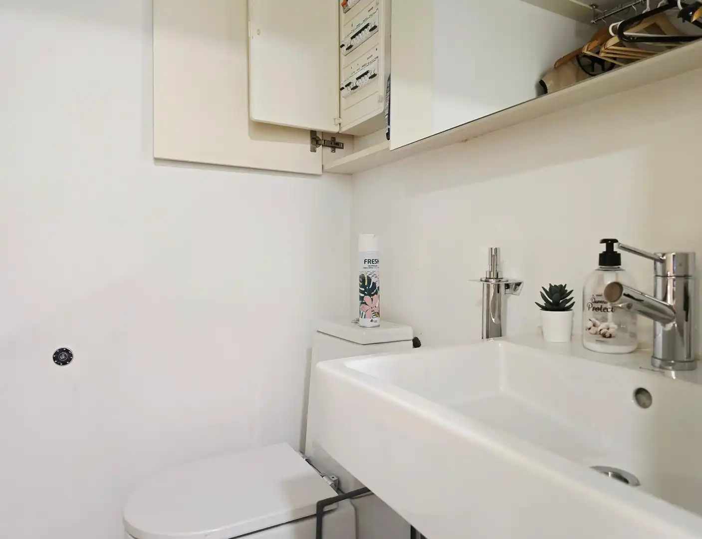 Baño de Local en venta en Sant Cugat del Vallès con Aire acondicionado