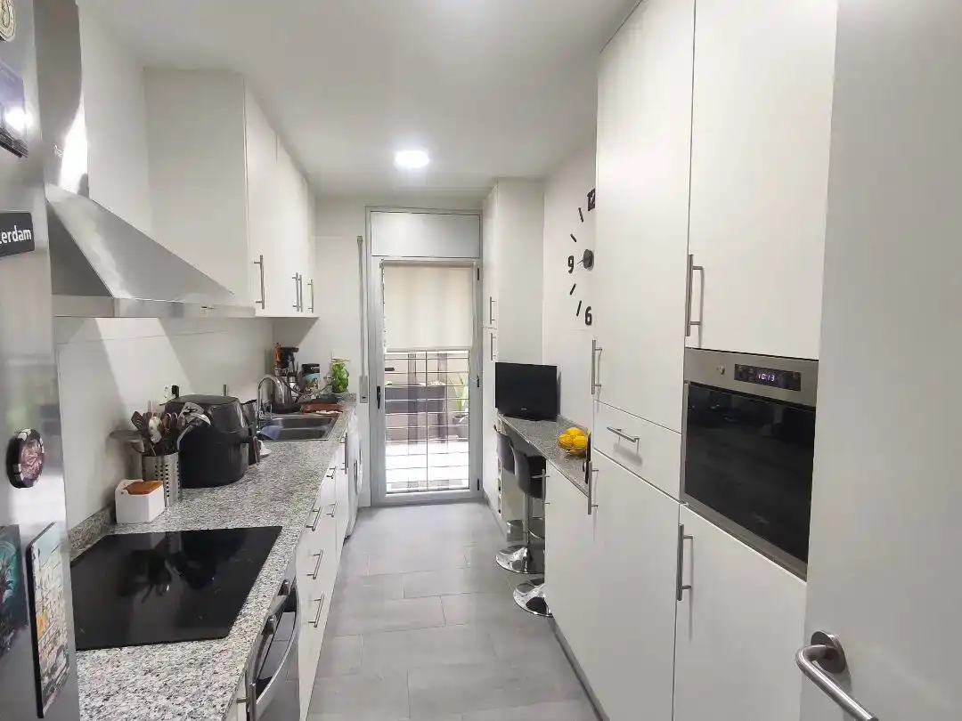 Cuina de Pis en venda en Vilanova i la Geltrú amb Aire condicionat i Terrassa
