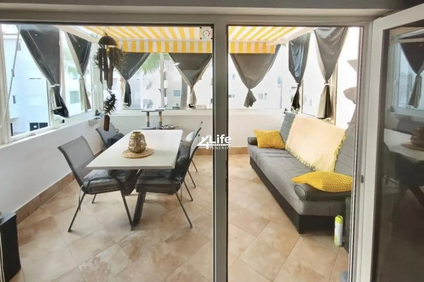 Sala de estar de Apartamento en venta en Chayofa