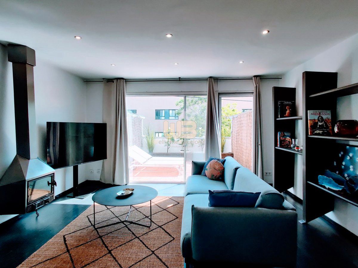 Living room of Single-family semi-detached to rent in  Barcelona Capital  with Air Conditioner, Heating and Private garden