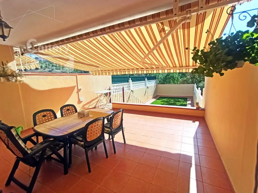 Terrassa de Casa adosada en venda en Adeje amb Aire condicionat, Jardí privat i Terrassa