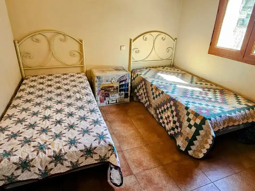 Dormitori de Casa o xalet en venda en Grajera amb Jardí privat