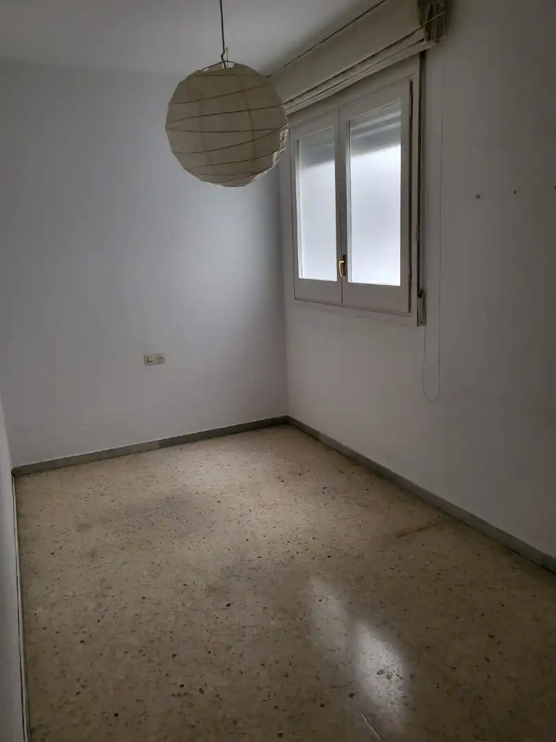 Dormitori de Pis en venda en Badalona amb Aire condicionat, Calefacció i Parquet