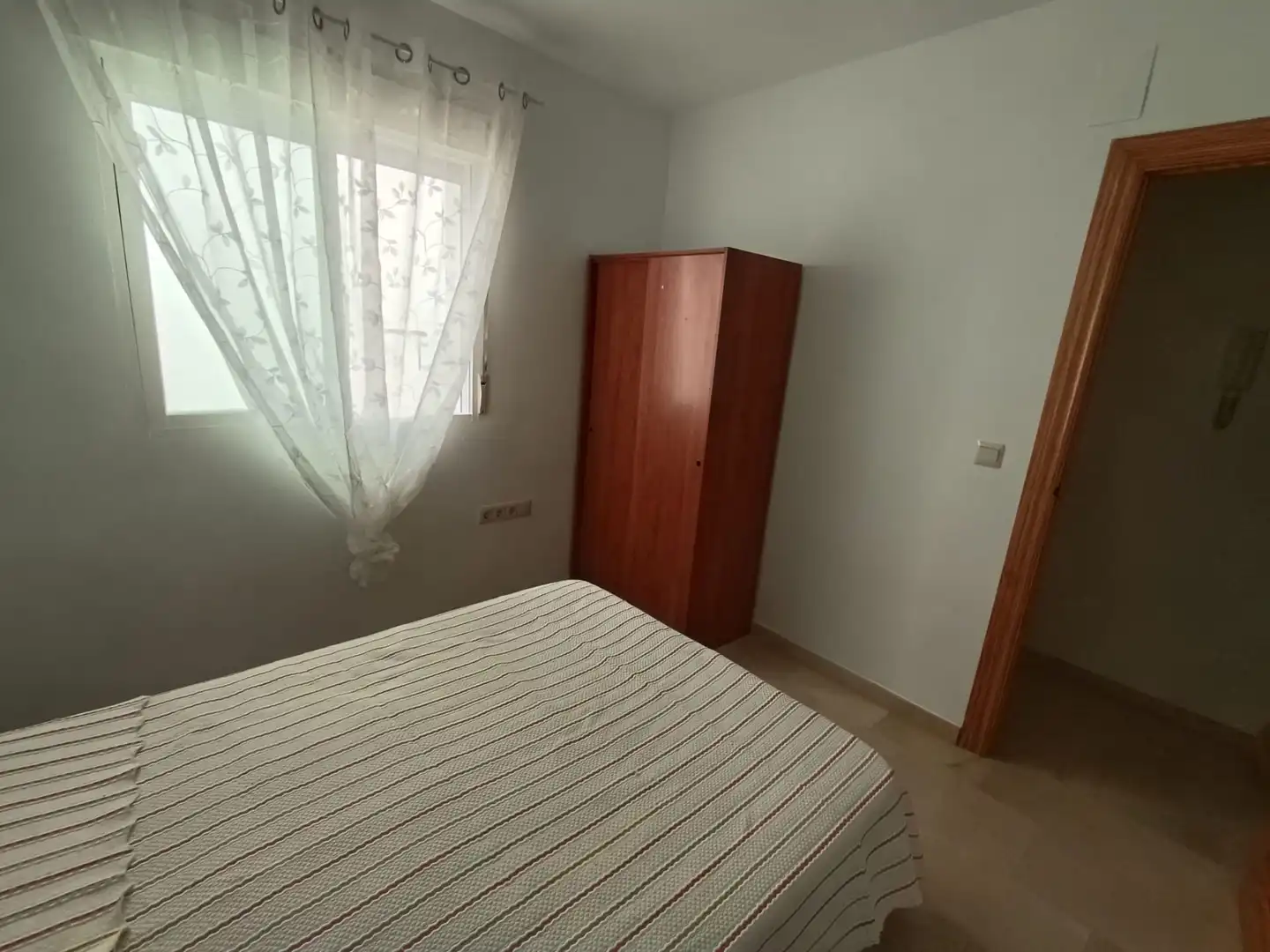 Schlafzimmer von Wohnung zur Miete in La Malahá