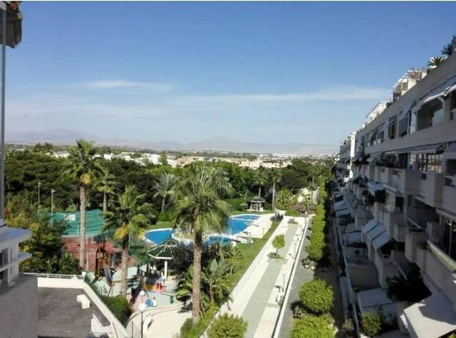 Piso en Alquiler en Alicante Golf