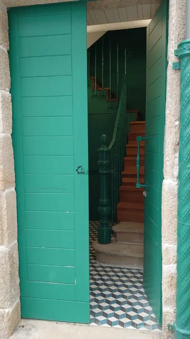 Estudio de alquiler en Pontevedra Capital , Pontevedra
