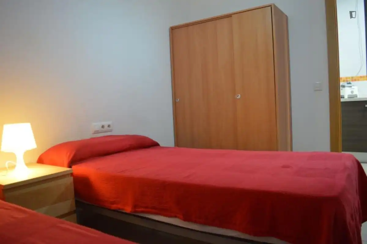 Dormitori de Apartament de lloguer en Barcelona amb Moblat, Forn i Rentadora