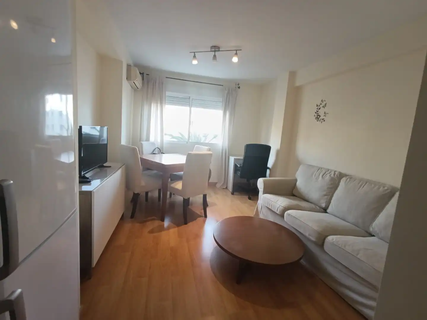 Sala de estar de Apartamento de alquiler en Málaga con Aire acondicionado y Amueblado