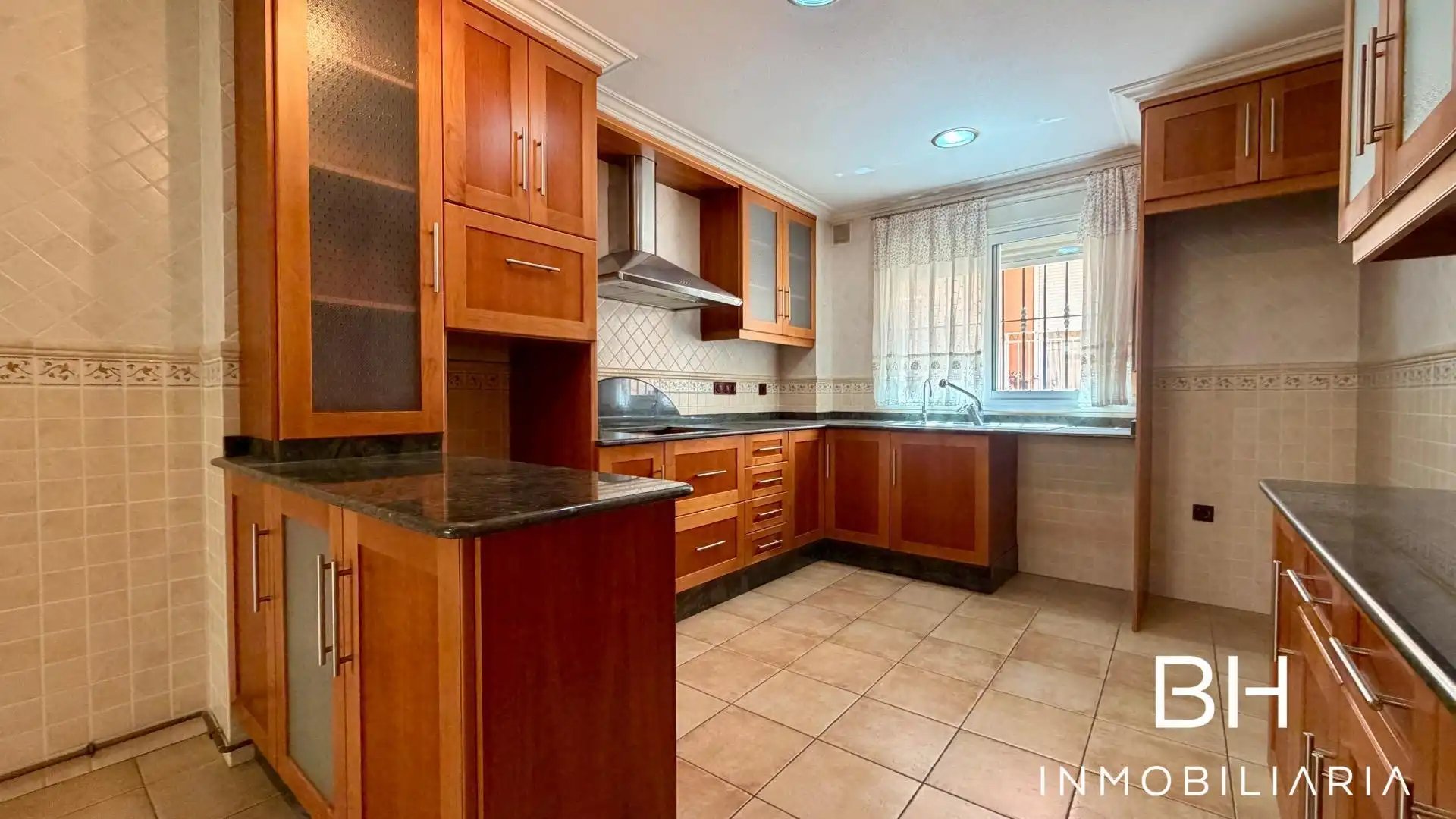 Wohnung mit Aufzug zum Verkauf in Elche ciudad, imagen 3