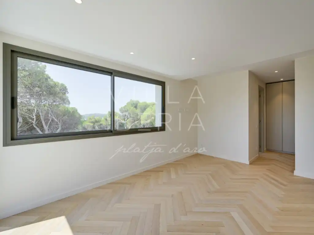 Dormitori de Casa o xalet en venda en Castell d'Aro, Platja d'Aro i s'Agaró amb Aire condicionat, Calefacció i Jardí privat