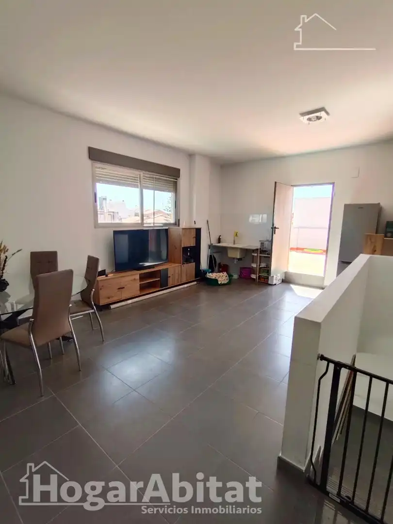Sala de estar de Casa o chalet en venta en Alginet con Aire acondicionado, Calefacción y Terraza