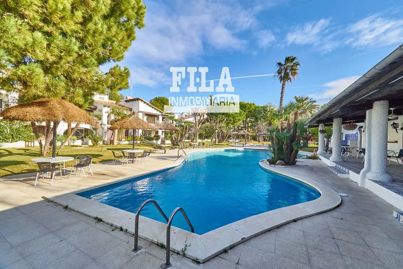 Casa a schiera con piscina in vendita a Alorda Parc, imagen 2