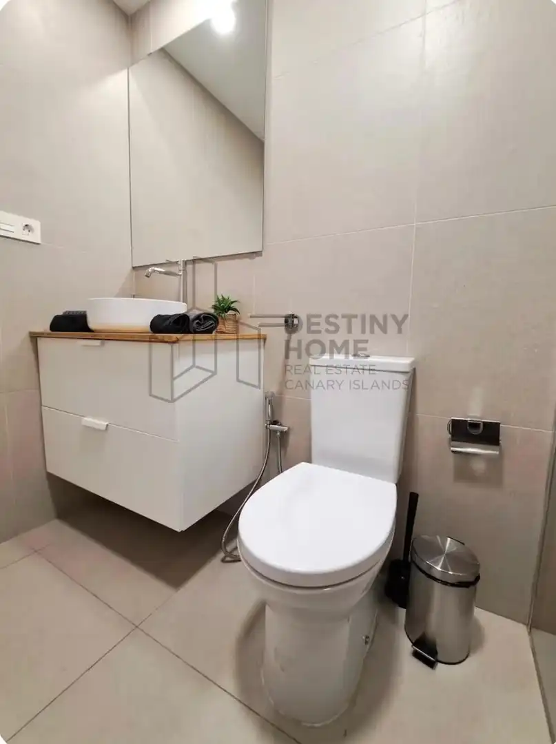 Bany de Apartament en venda en La Oliva amb Traster, Moblat i Piscina comunitària