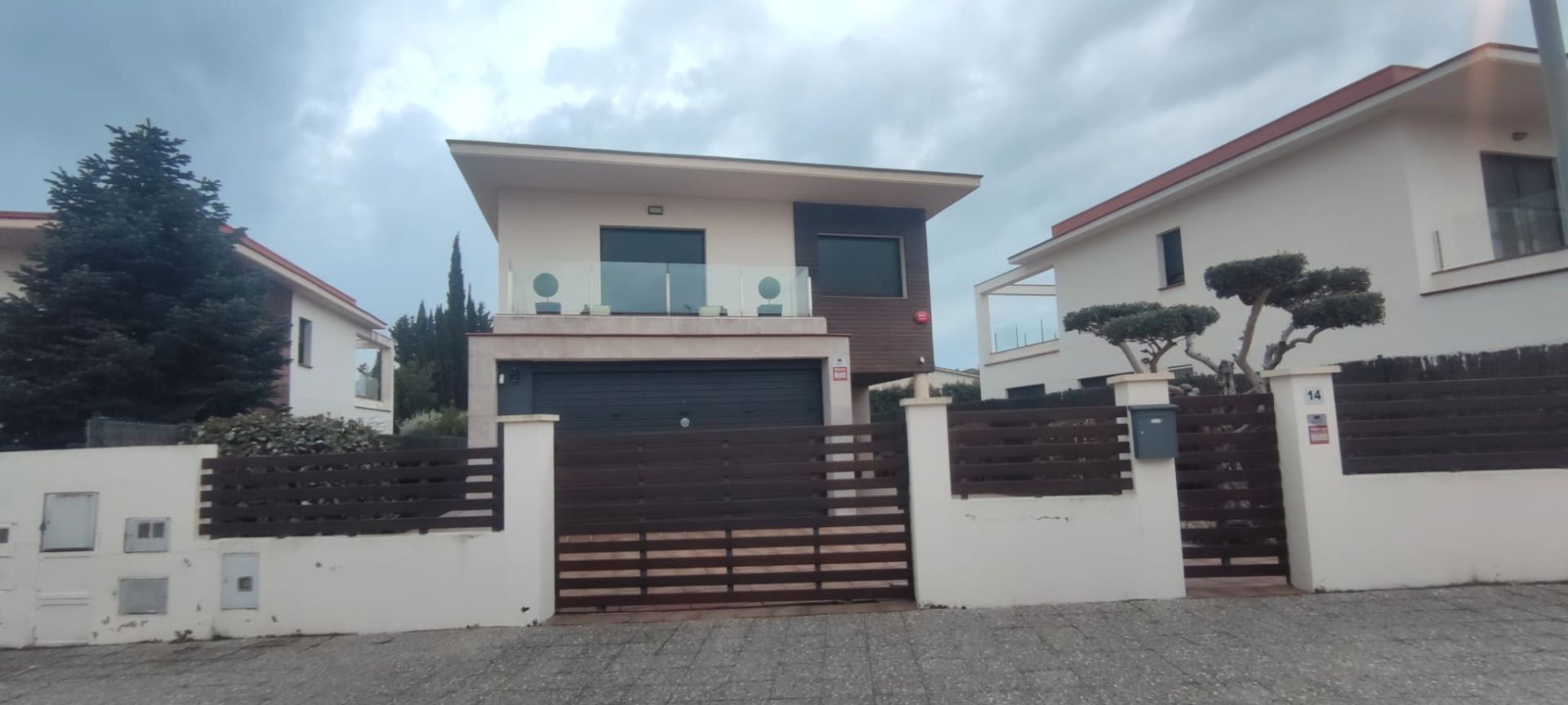 Exterior view of House or chalet for sale in Sant Julià de Ramis  with Air Conditioner, Heating and Private garden