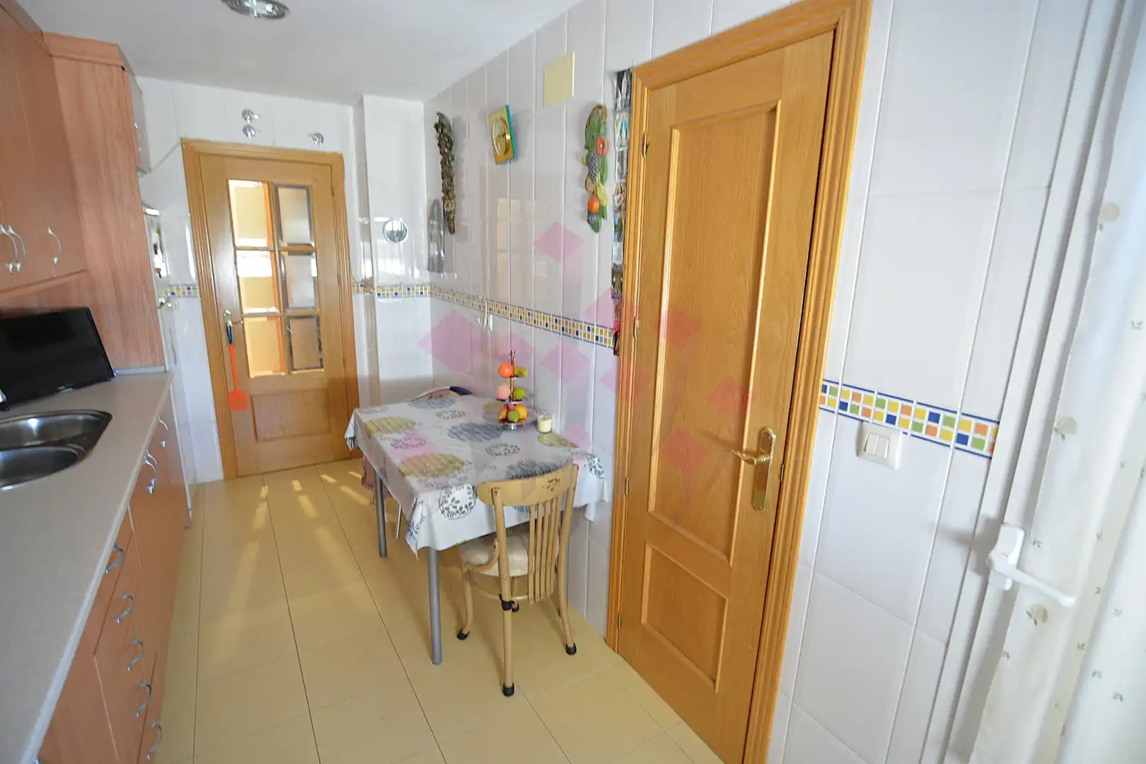 Kitchen of Flat for sale in Carrión de Calatrava  with Air Conditioner, Heating and Furnished