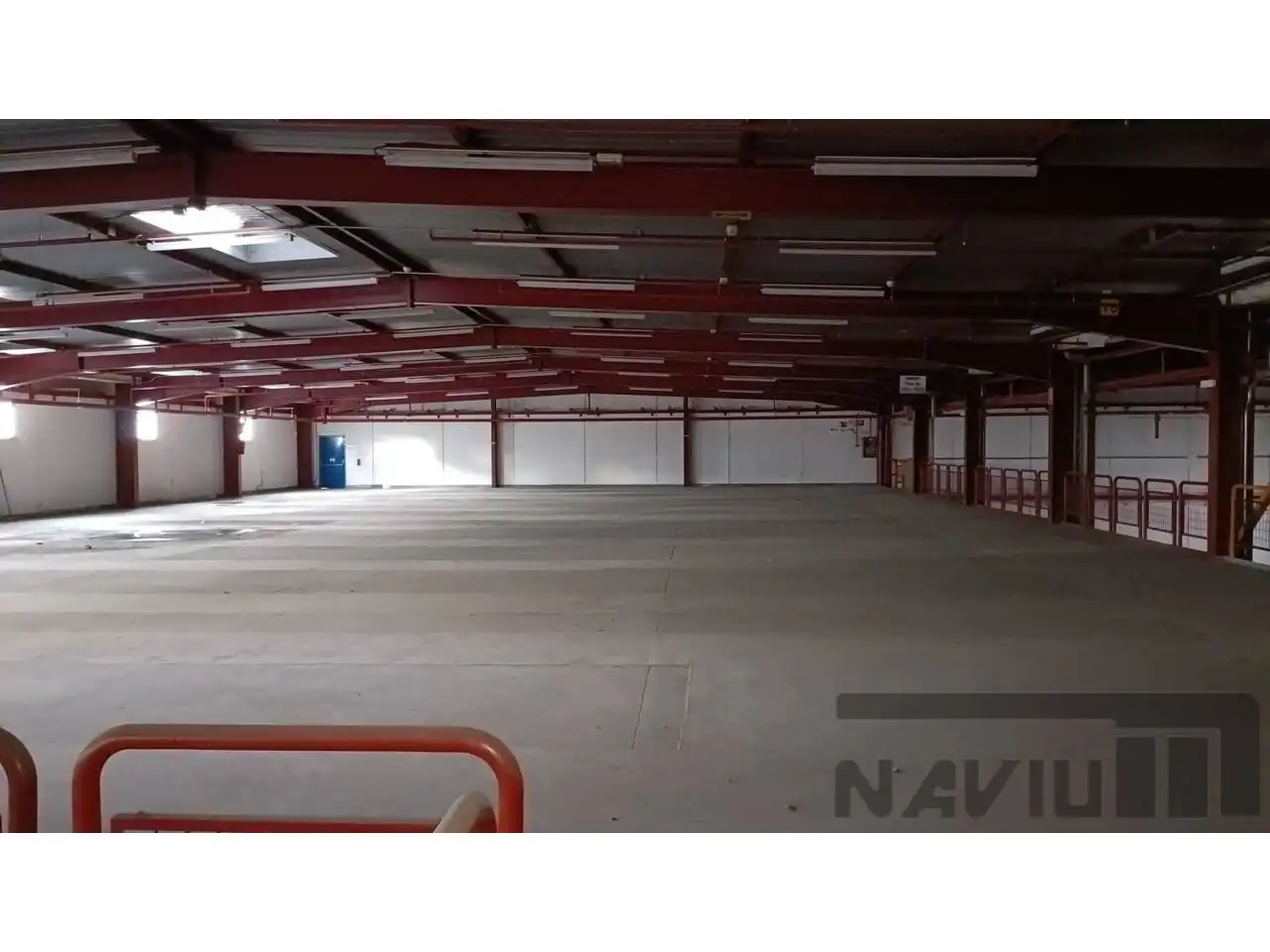 Fabrikhallen zum Verkauf in Tres Cantos