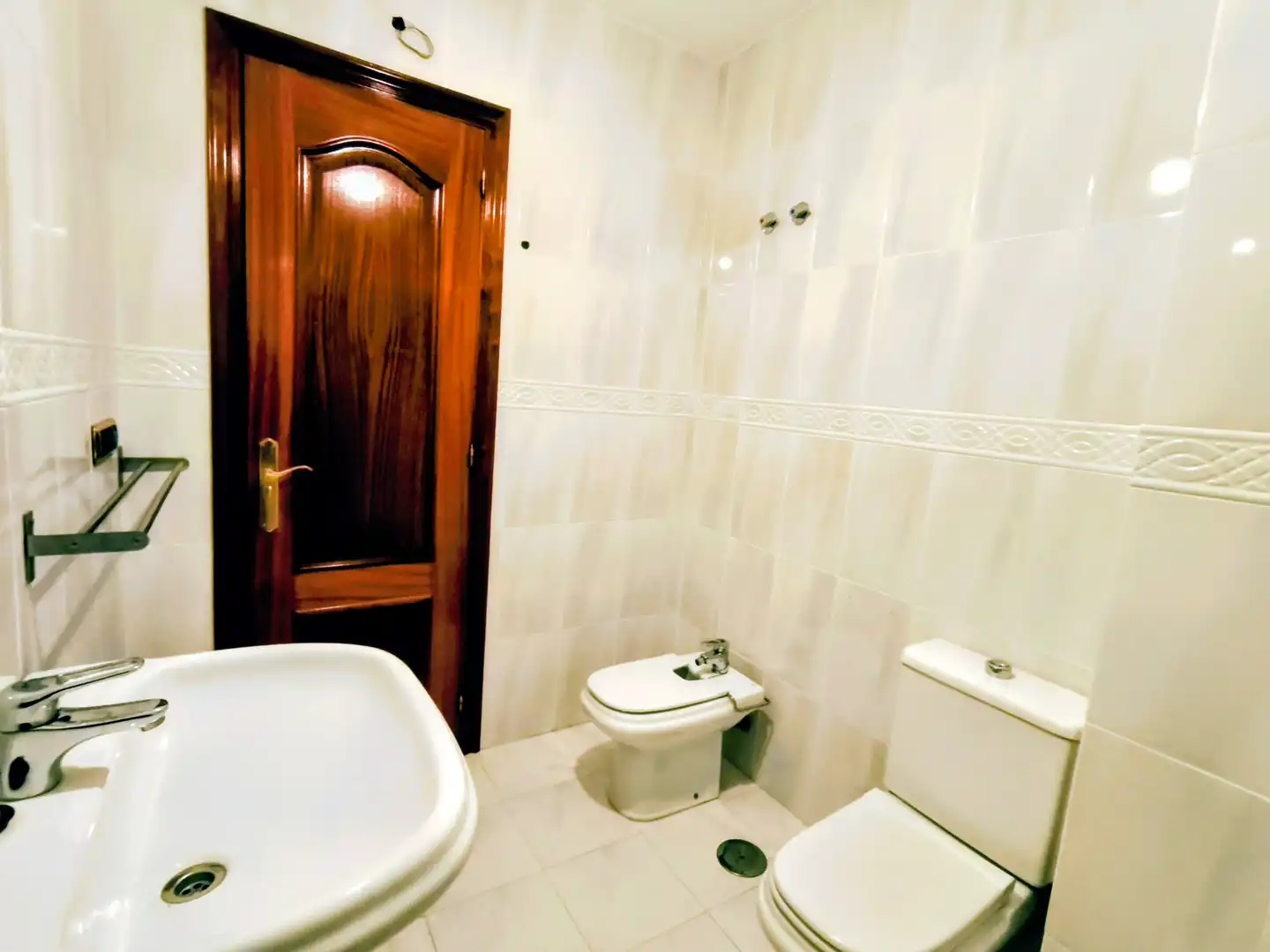 Piso en venta en Avenida Arteixo, 135, Os Mallos