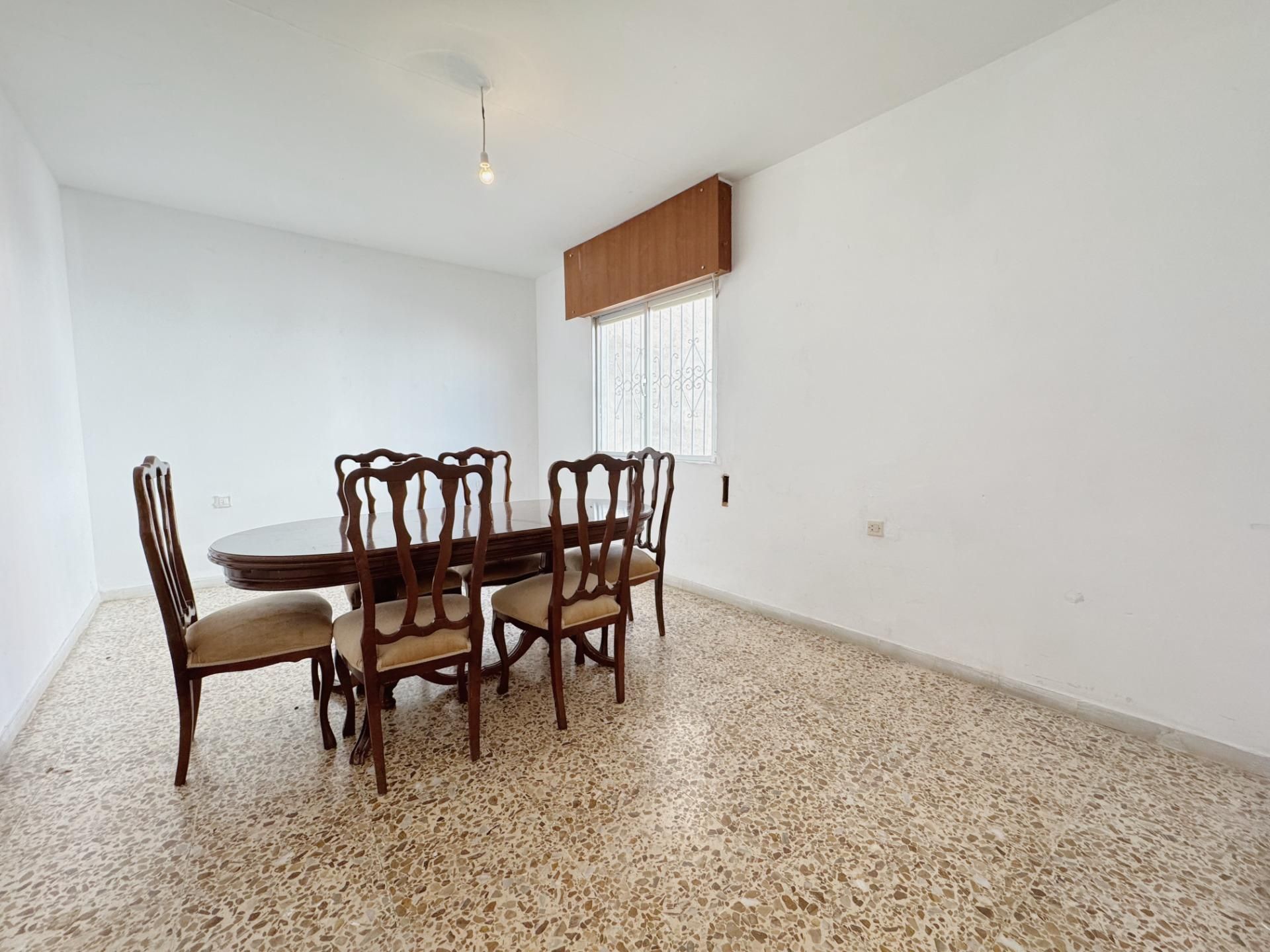 Comedor de Piso en venta en  Almería Capital con Terraza y Balcón