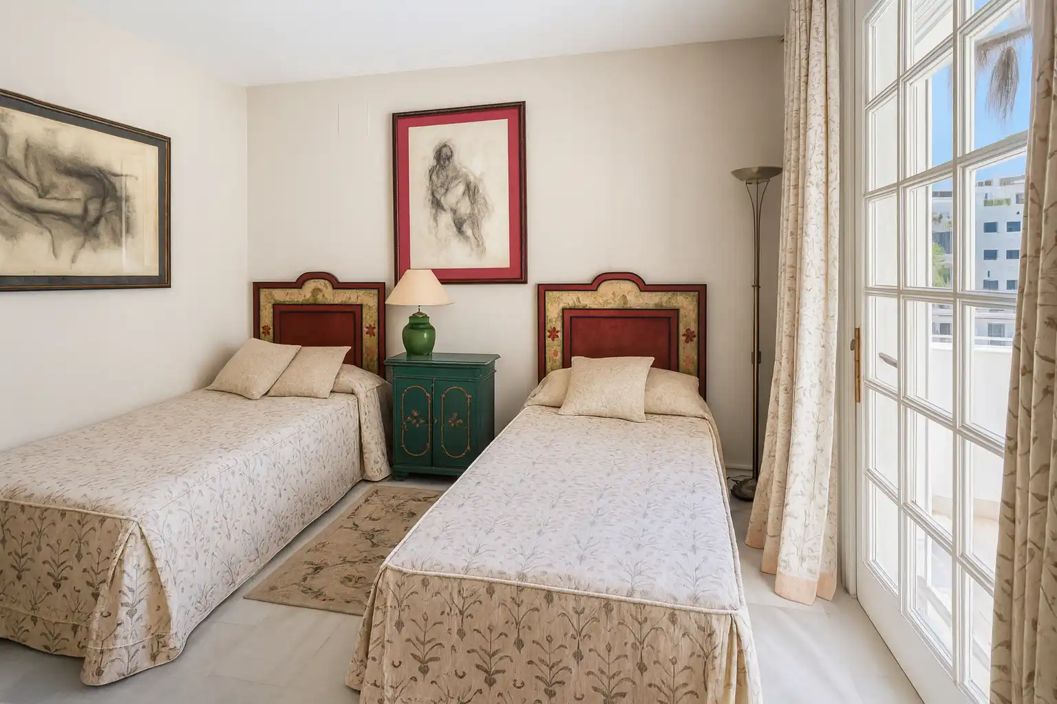 Chalet con piscina en venta en Milla de Oro, imagen 25