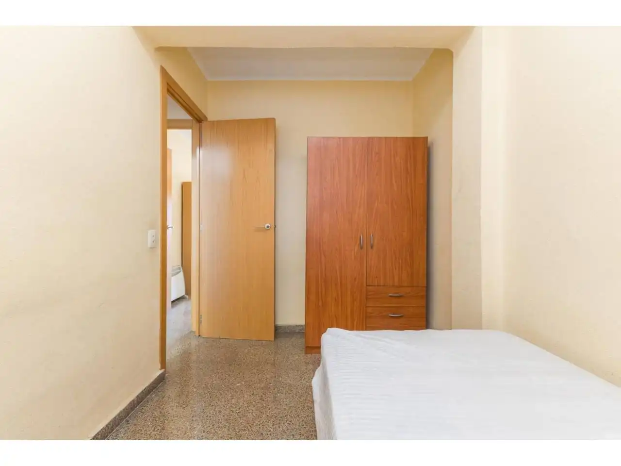Habitación de Piso en venta en Valencia con Aire acondicionado y Balcón