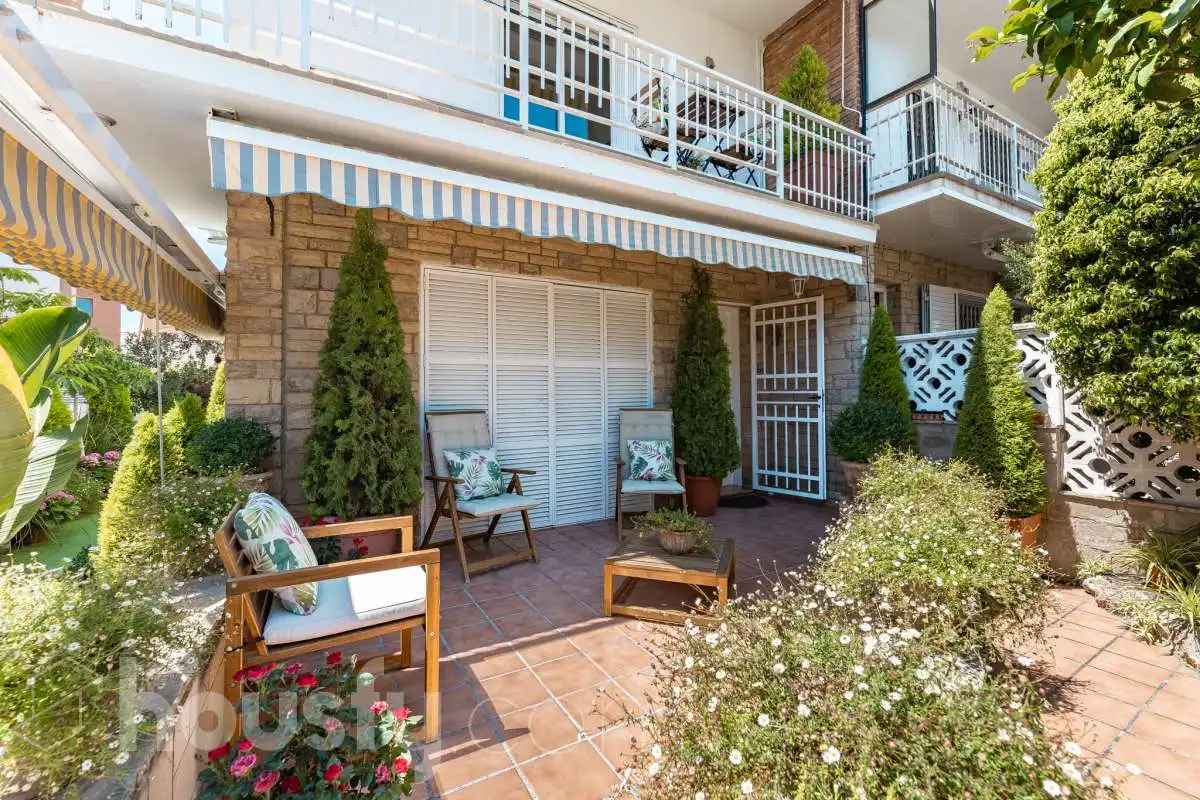 Detached homes for sale in Calle Santiago Rusiñol, Coma-ruga platja