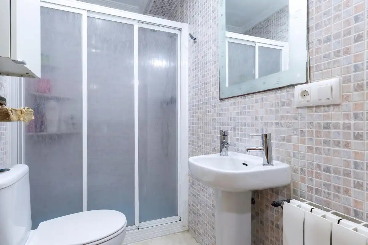 Baño de Ático en venta en Foios con Aire acondicionado, Calefacción y Terraza