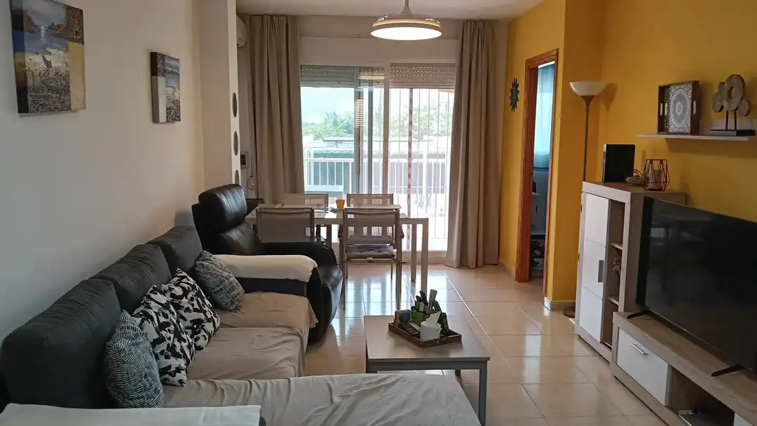 Appartement compact avec terrasse à vendre à Avinguda Arnau Bosquets 9, imagen 3