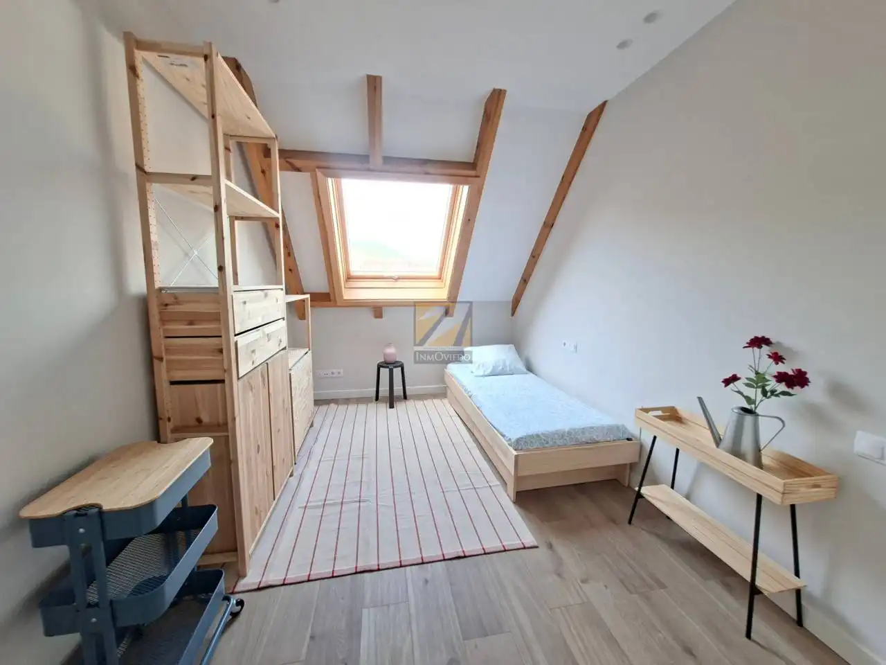 Bedroom of Attic for sale in Oviedo   with Heating, Terrace and Furnished