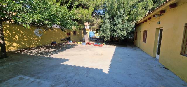 Casa-chalet en Venta en Estación - Universidad