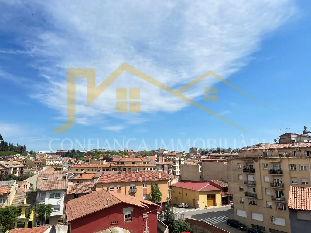 Vista exterior de Pis en venda en Sant Hilari Sacalm