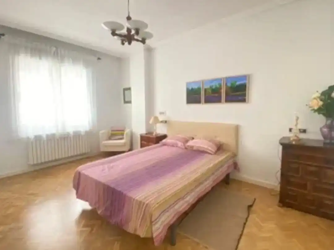 Bedroom of Flat for sale in Salamanca Capital  with Air Conditioner