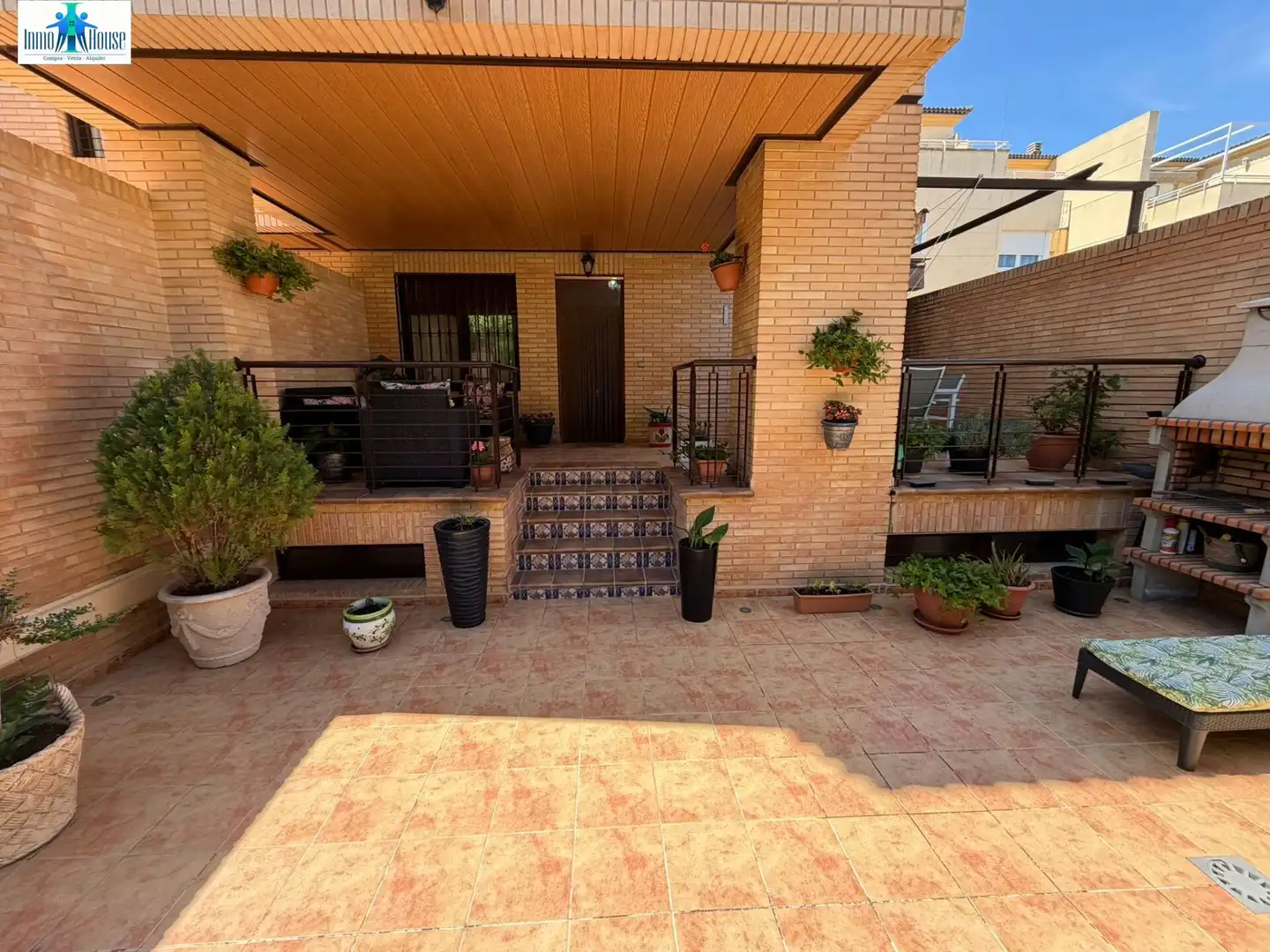 Terraza de Casa adosada en venta en Albacete con Aire acondicionado, Calefacción y Jardín privado