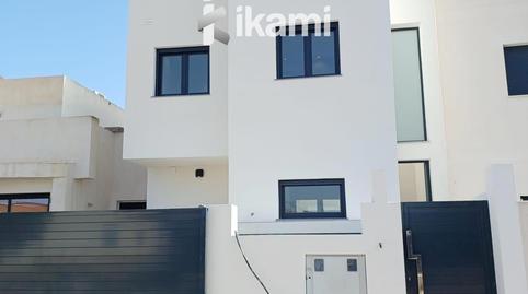 Foto 2 de Casa adosada en venta en Lo Pagán, San Pedro del Pinatar