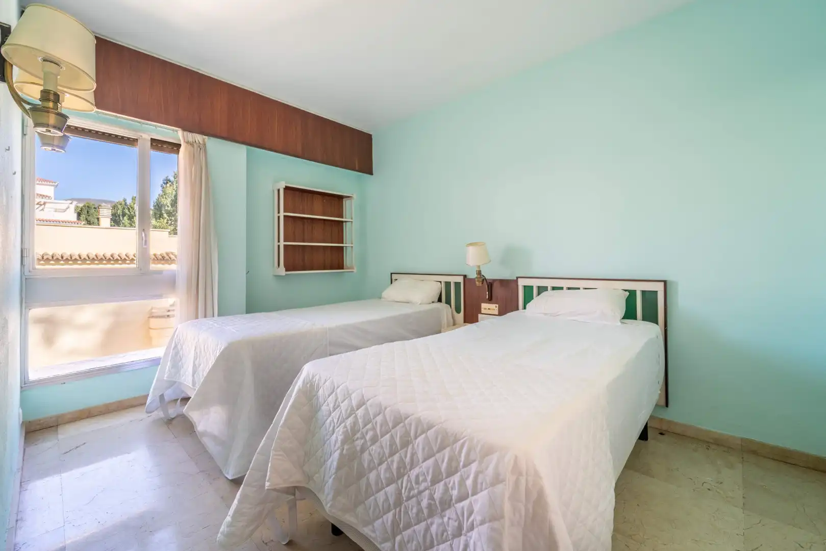 Dormitori de Apartament en venda en Torremolinos amb Aire condicionat, Terrassa i Traster