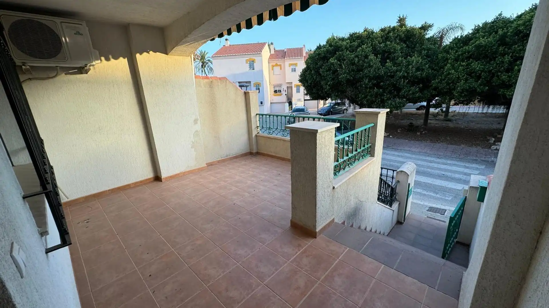 Casa adosada en venta en Salobreña Costa