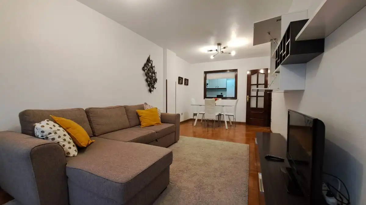 Apartamento de alquiler en Llano