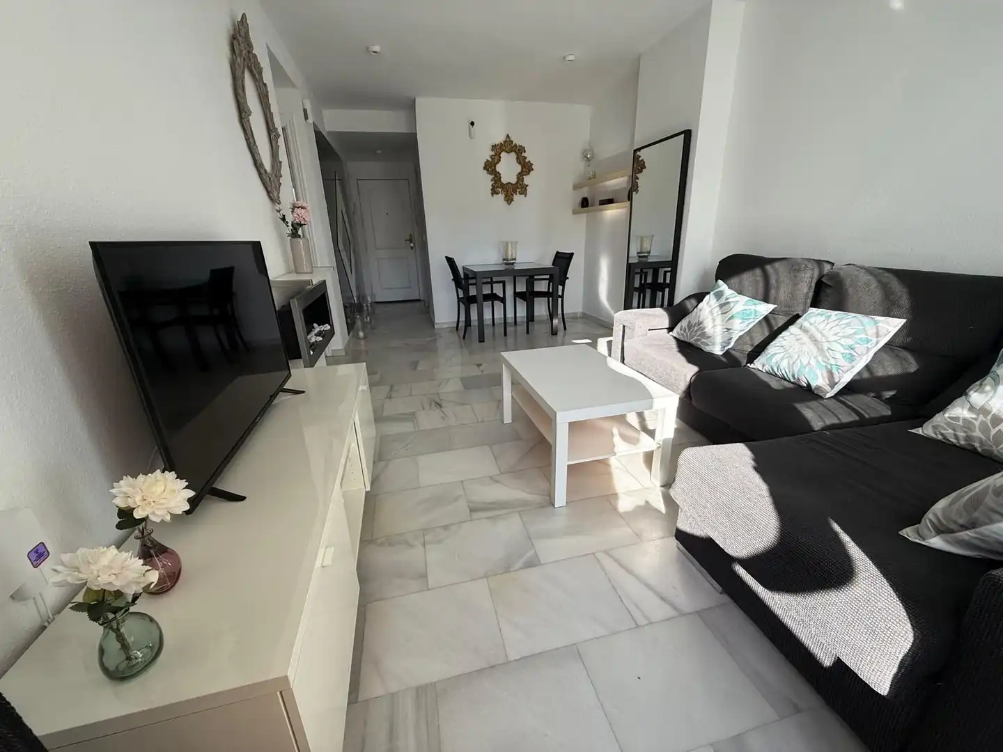Sala de estar de Apartamento en venta en Mijas con Aire acondicionado, Terraza y Amueblado