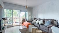 Sala d'estar de Apartament en venda en Sant Adrià de Besòs amb Aire condicionat i Balcó