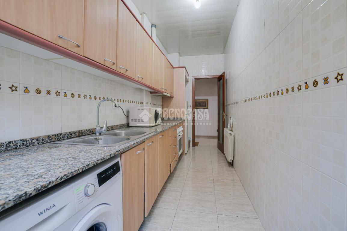 Kitchen of Flat for sale in Ripollet  with Air Conditioner and Heating