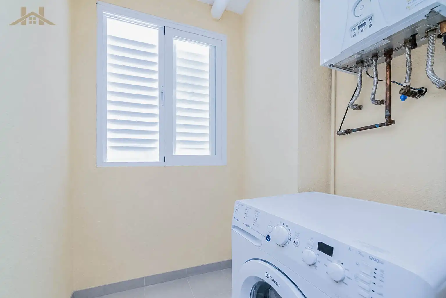 Schlafzimmer von Maisonette zum Verkauf in Boadilla del Monte mit Klimaanlage, Heizung und Abstellraum