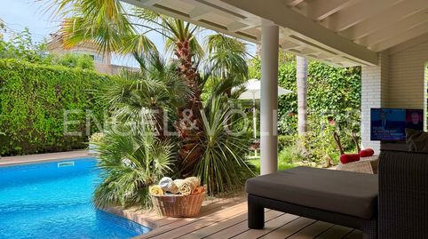 Santuario de lujo exclusivo en el centro de Vilafortuny: un oasis de total privacidad, elegancia y confort.