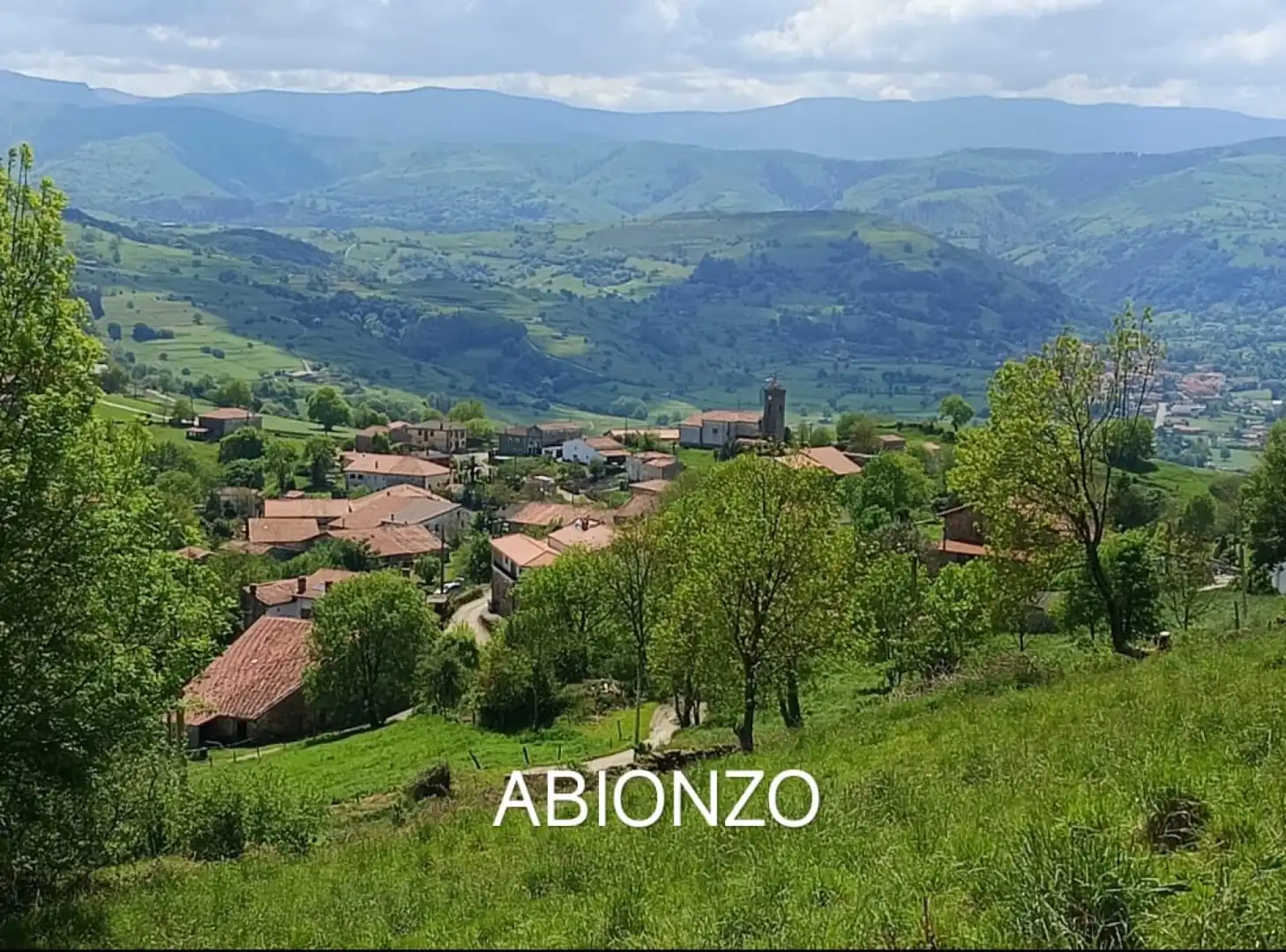 Residencial en venda a Abionzo - BARRIO ABIONZO, 8346, Villacarriedo